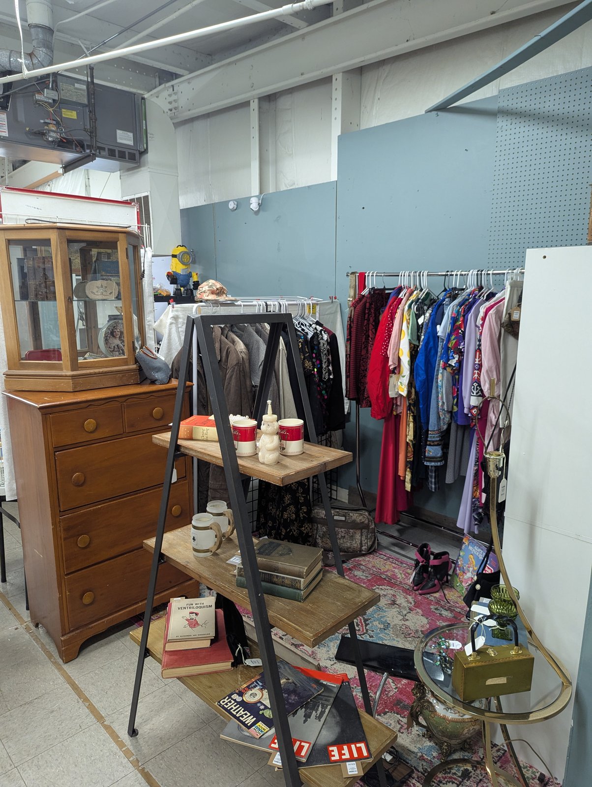 Beth's Vintage Studio booth