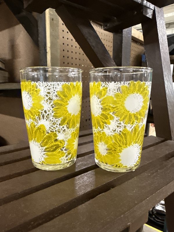 Rare Hazel Atlas Daisy Sunflower Glass
