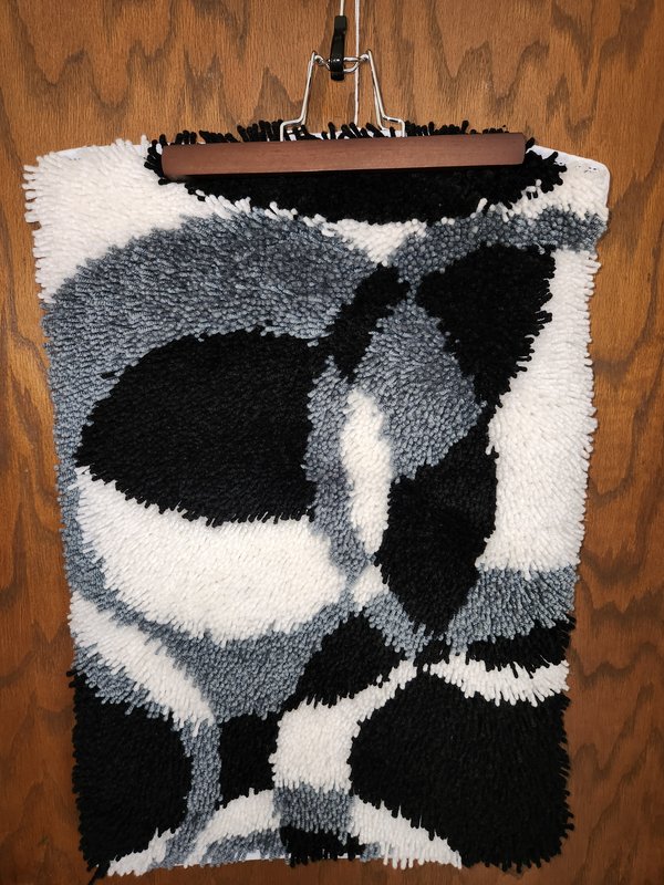 Black and white latch hook design