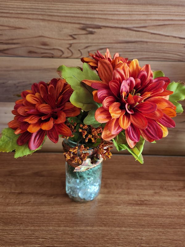 Dahlia floral, plaid ribbon, glass jar