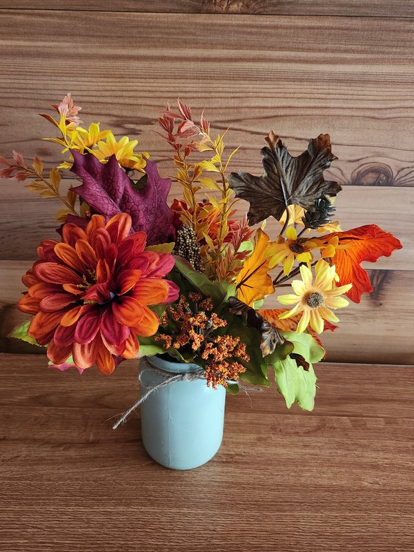 Green jar, fall Dahlia florals