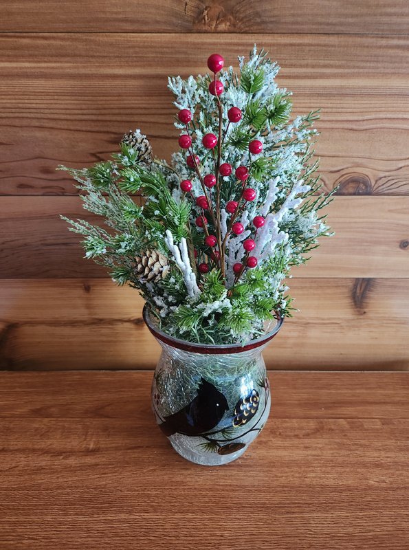 Cardinal holiday jar, red berries