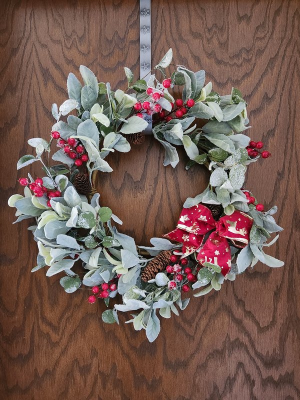 22" Christmas wreath (lamb's ear)