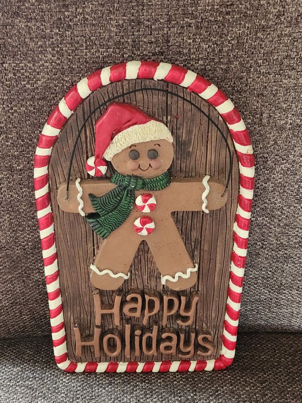 Gingerbread man wall decor