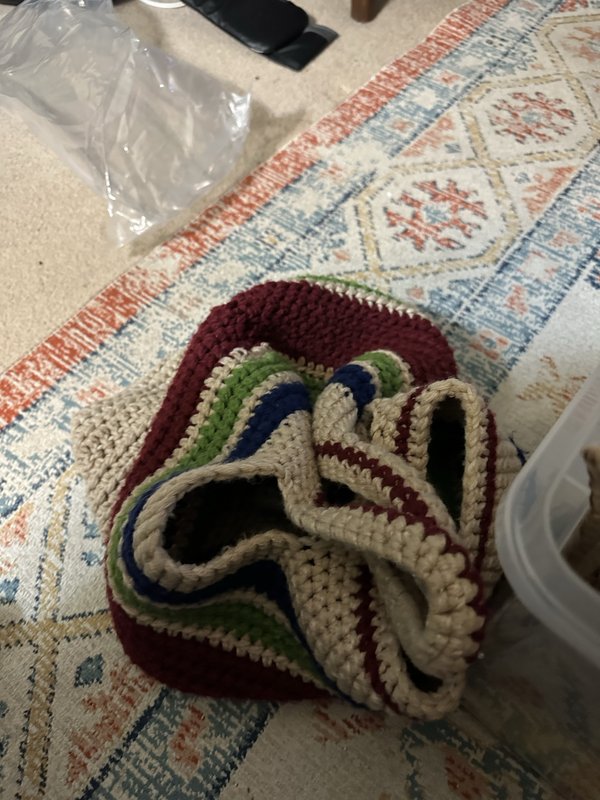 Knitted shopping bag