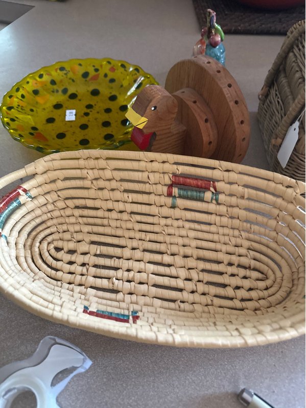 Oblong basket