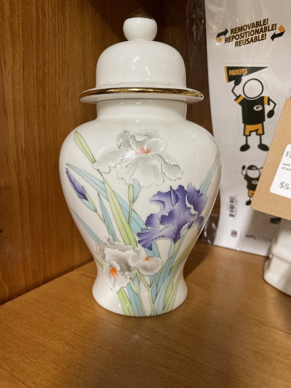 Vintage Otagiri Iris vase with lid - Mary