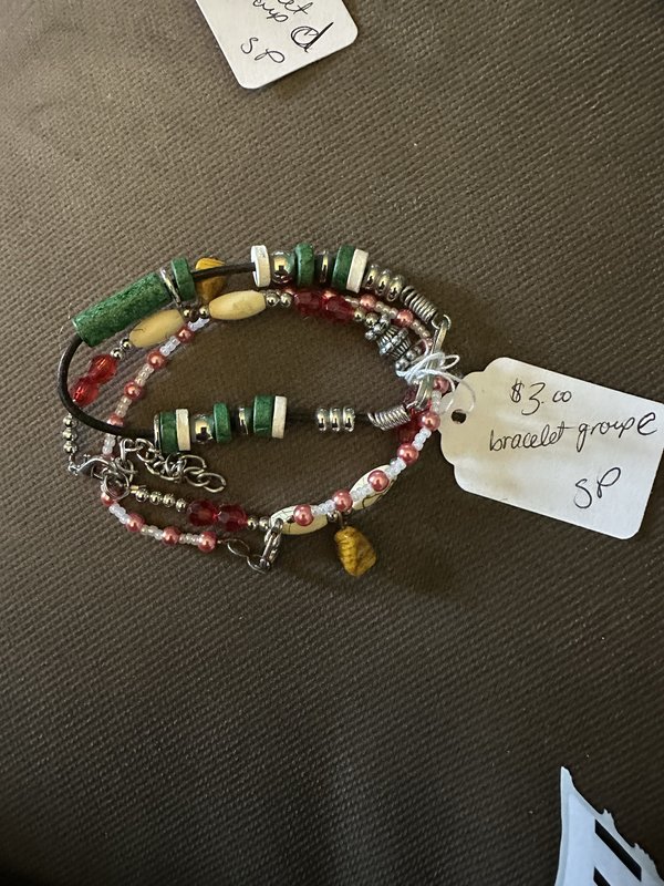 bracelet group E