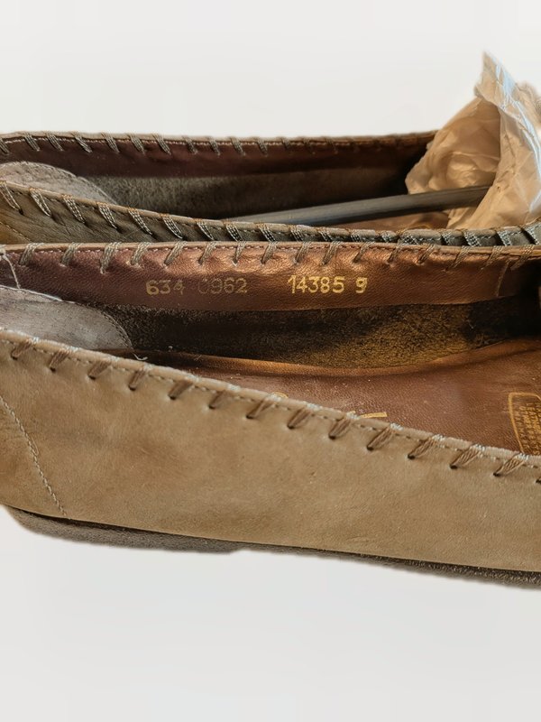 Vintage leather loafers