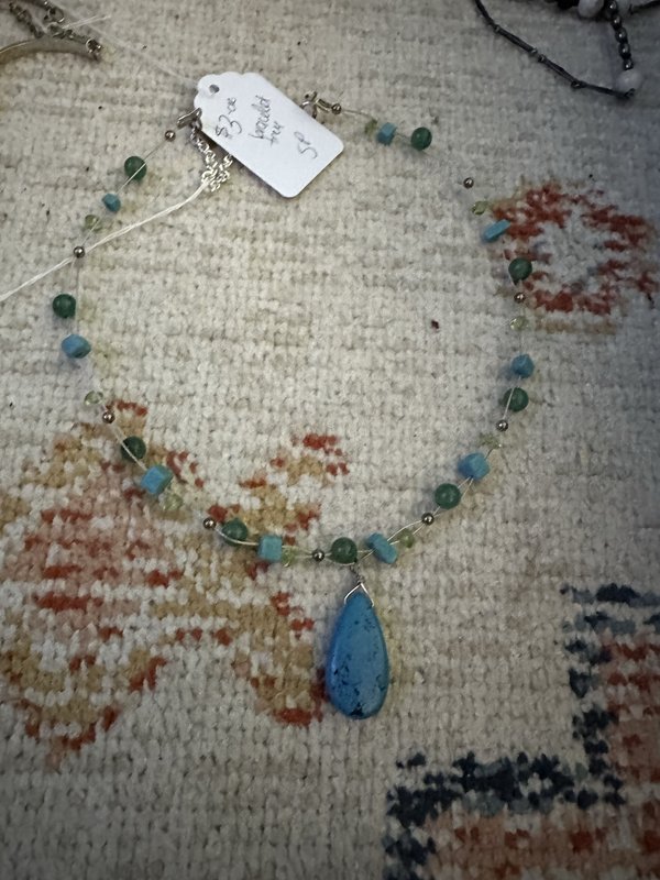 necklace D