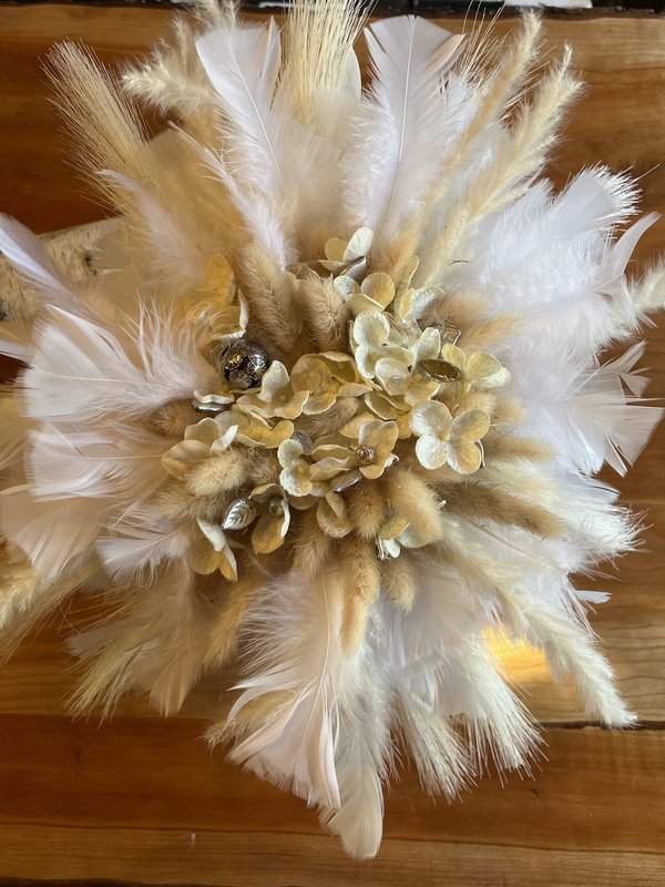 Feather and Floral Wall Decor
