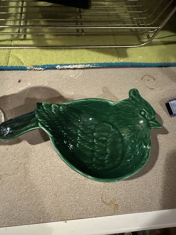green bird dish