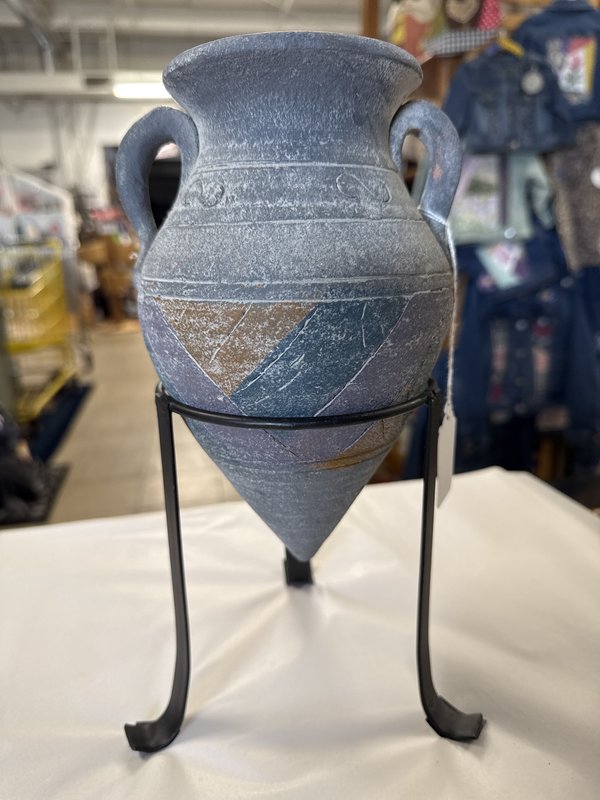 Southwestern Pottery & Stand