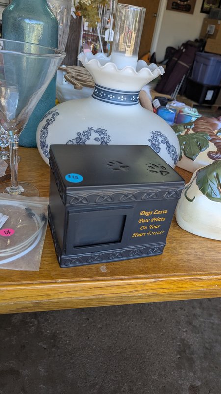 Pet Urn