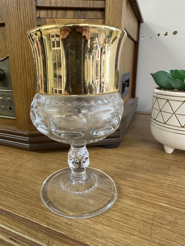 Indiana Glass Kings Crown goblet