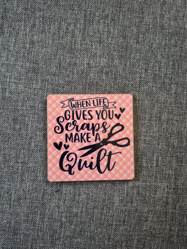 Charming Quilt themed decorative magnet 2