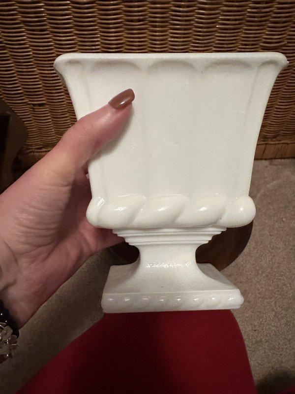Milk glass pedistal