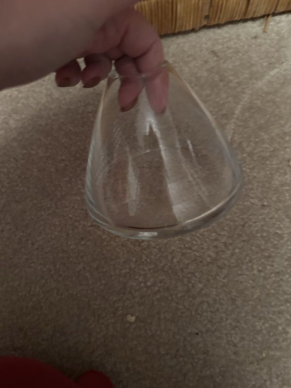 clear glass vase