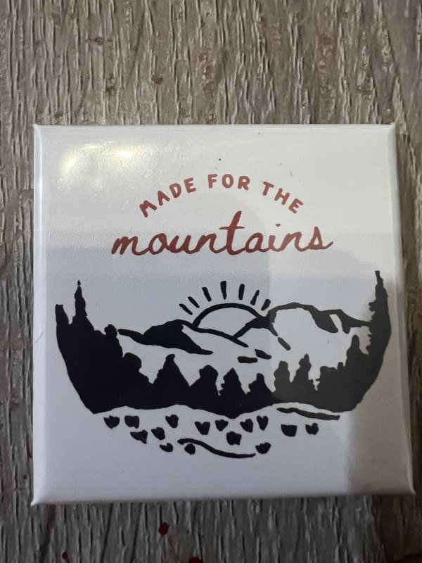 Mountain Magnet