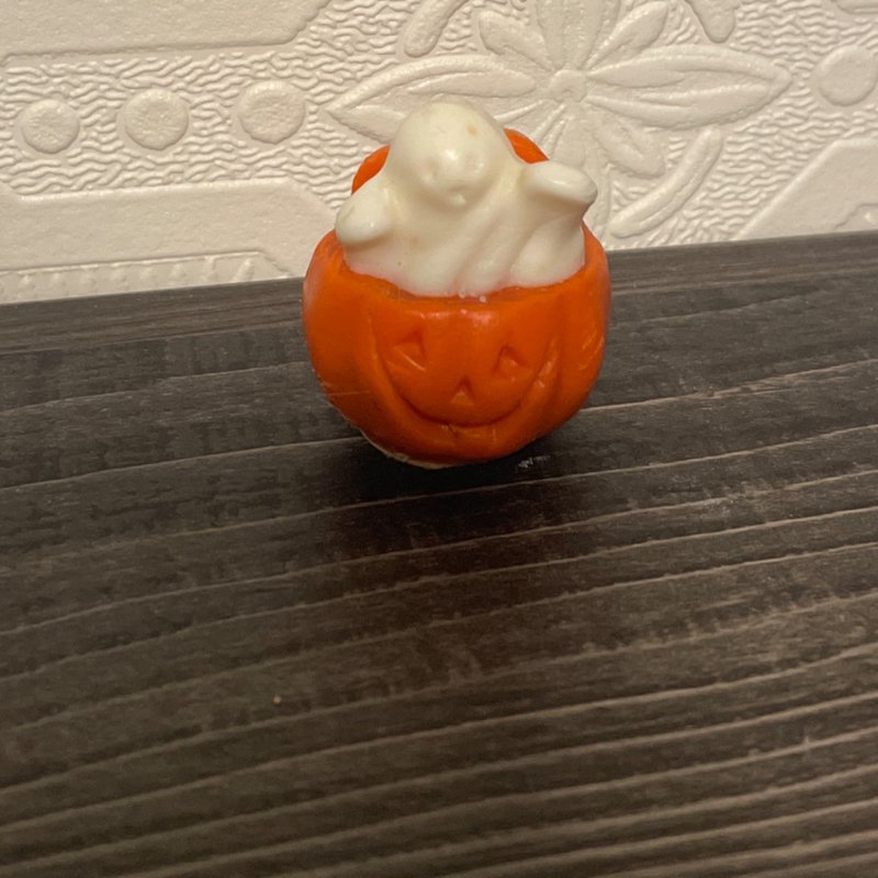 1983 Avon Pumpkin & Ghost Fragrance