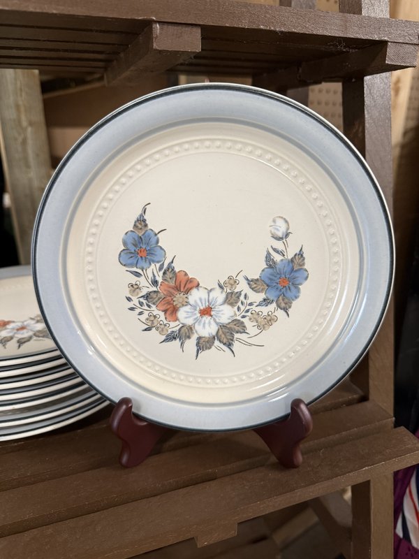 “Blue Bouquet" Salad Plate