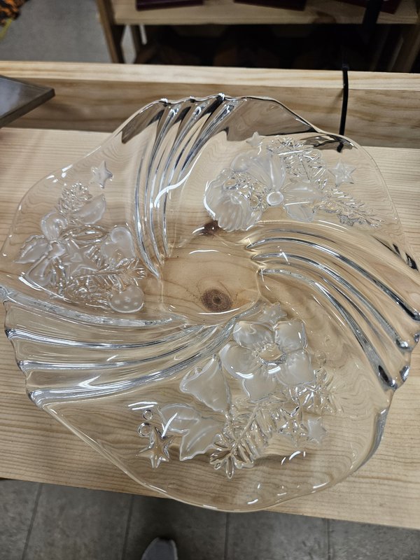 Crstal candy dish