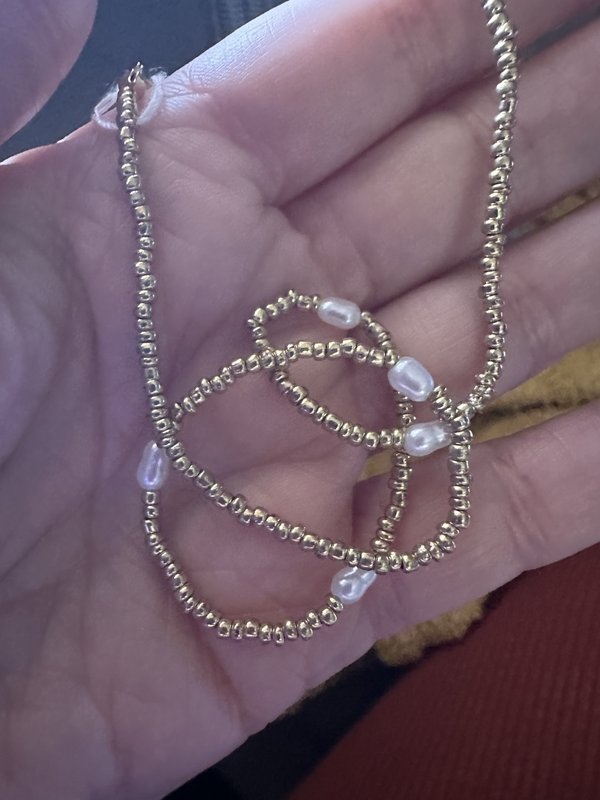 gold and pearl necklace