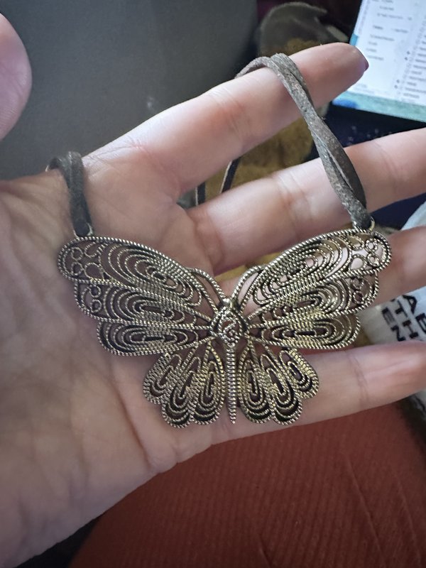 gold butterfly necklace