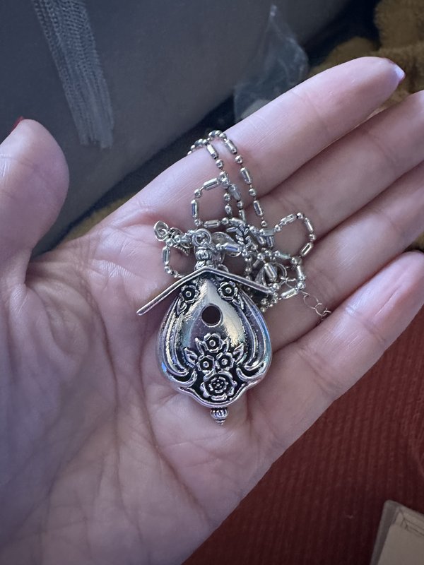 birdhouse necklace