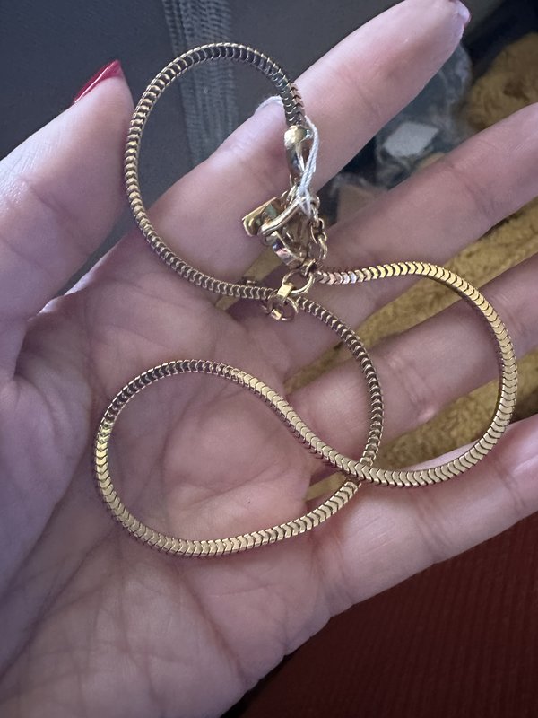 Monet gold necklace