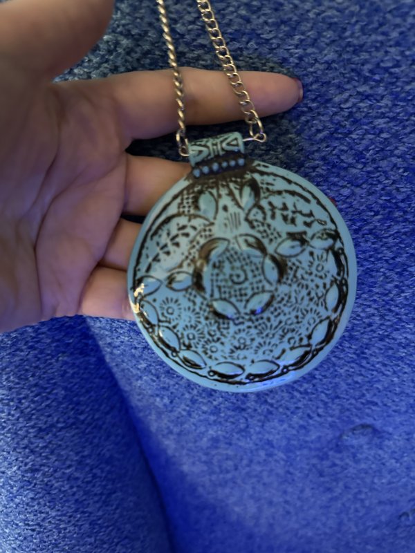 big blue necklace