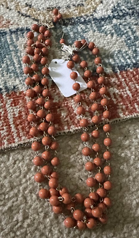 vintage orange bead necklace