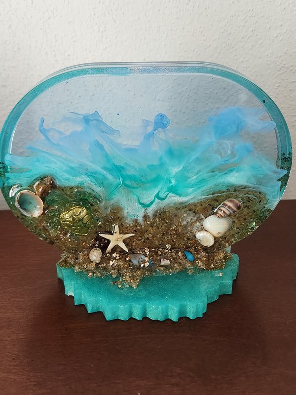 Oval ocean scene decor, resin