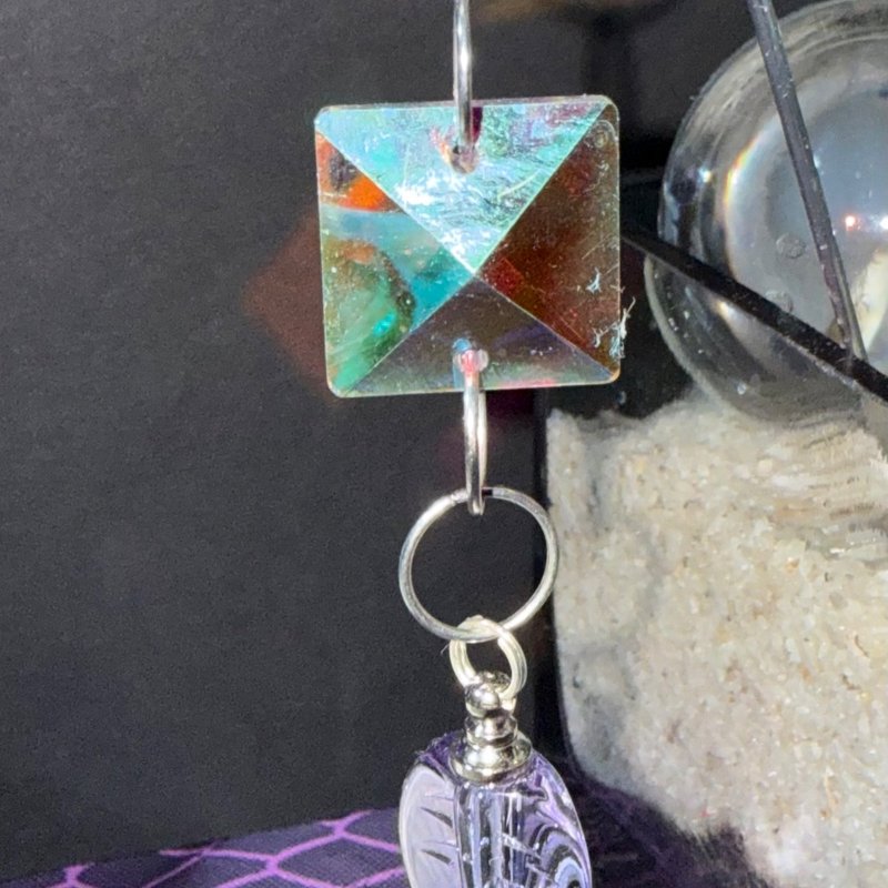 PIYP Square AB crystal with oil pendant