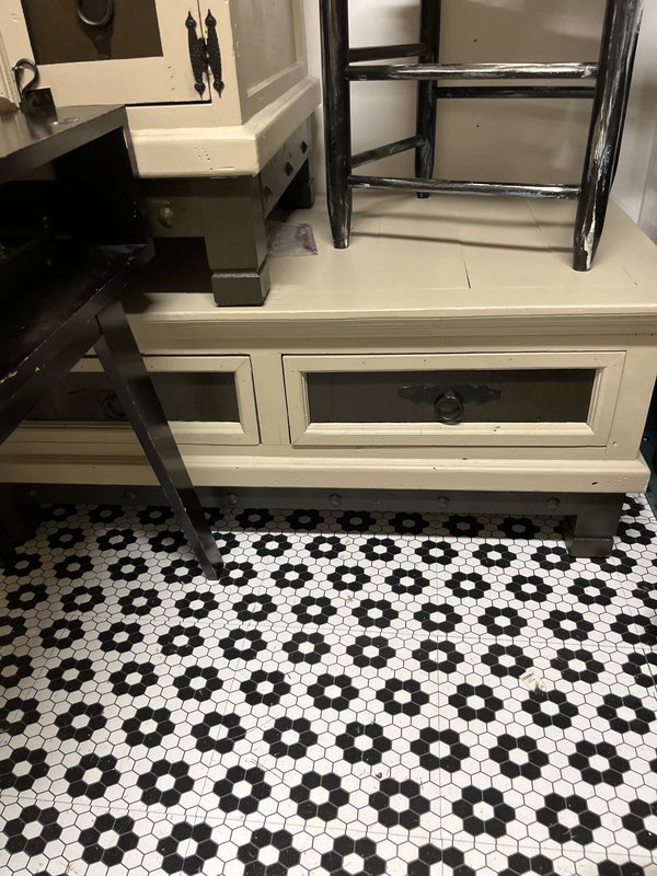 Antique Cream Double-Door coffee table