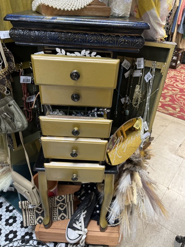 Jewelry box hand painted