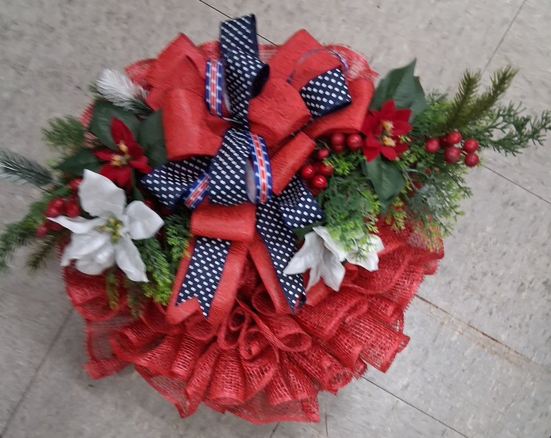 Patriotic Red Mesh Deco Wreath