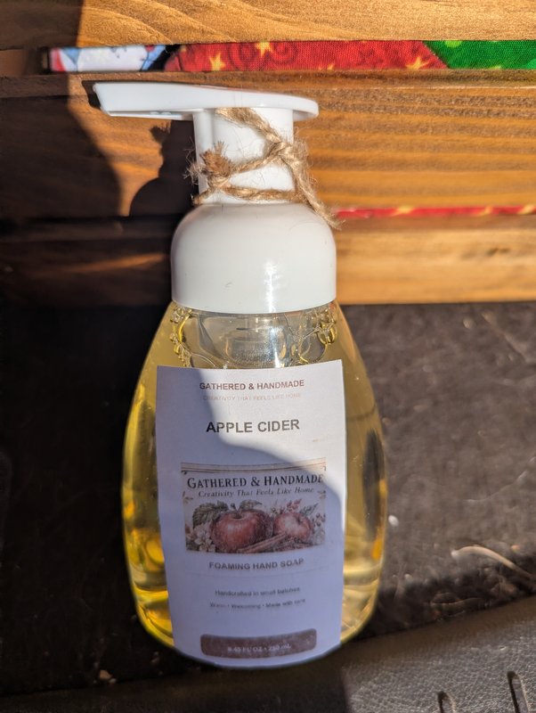 Handmade Foam Soap Apple Cider