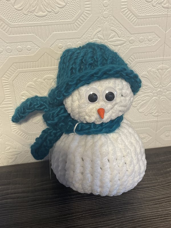 Loom Knit Snowman with Teal Scarf