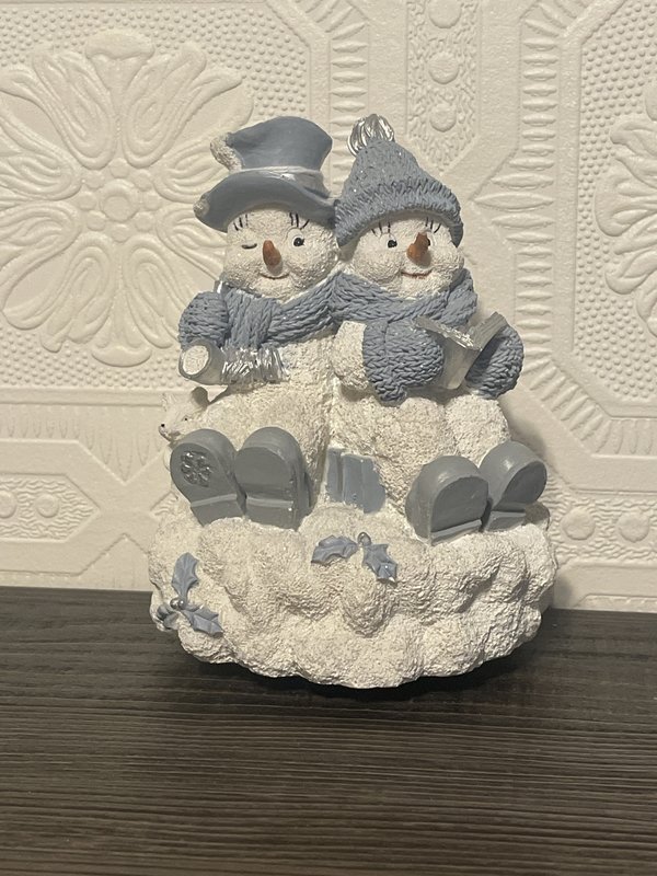 Snow Buddies Music Box