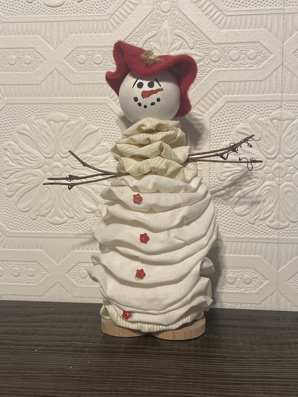 Yo-yo Fabric Snowman Figurine