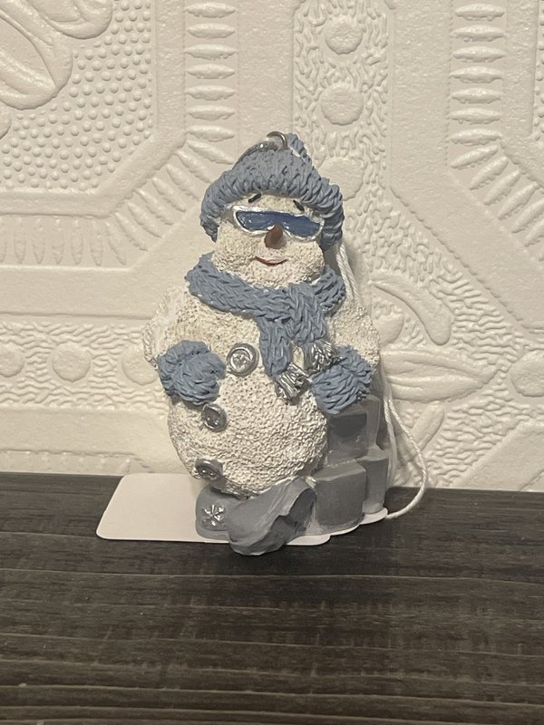 Snow Buddies Ornament - Sunglasses