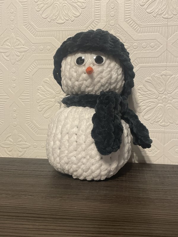 Loom Knit Snowman - Green