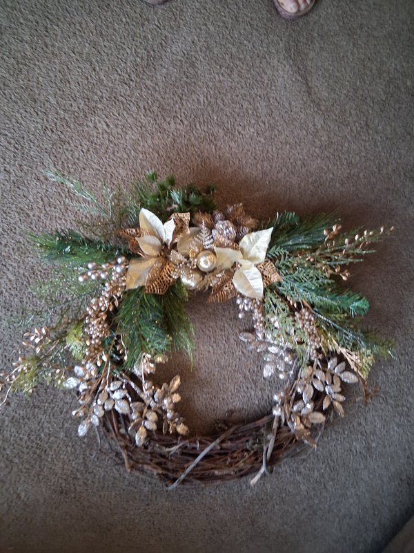 Gold Poinsettia Winter Wreath