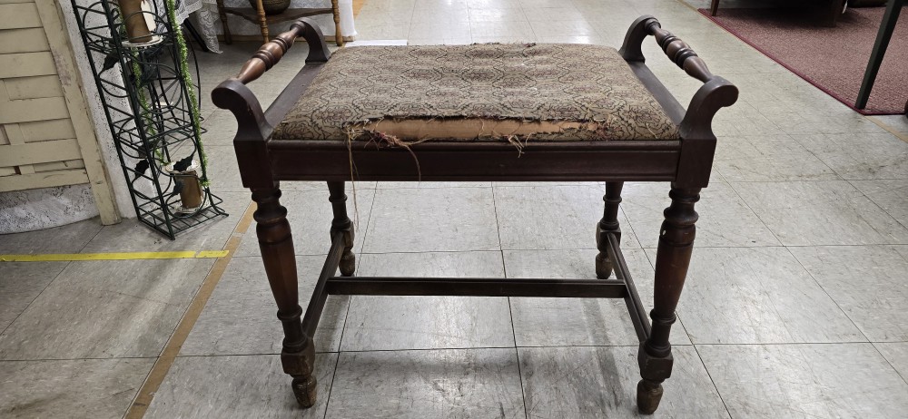 Vanity bench, Sheboygan Co.