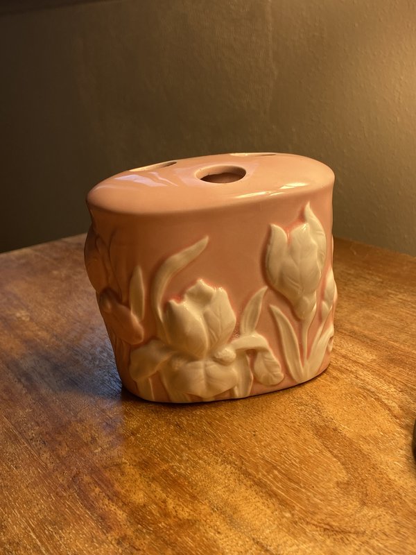 Vintage Tulip Toothbrush Holder